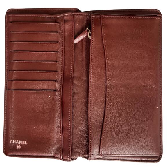 CHANEL Quilted Interlocking CC Logo Black Lambskin Long Wallet SRP: $1600 - Picture 8 of 11